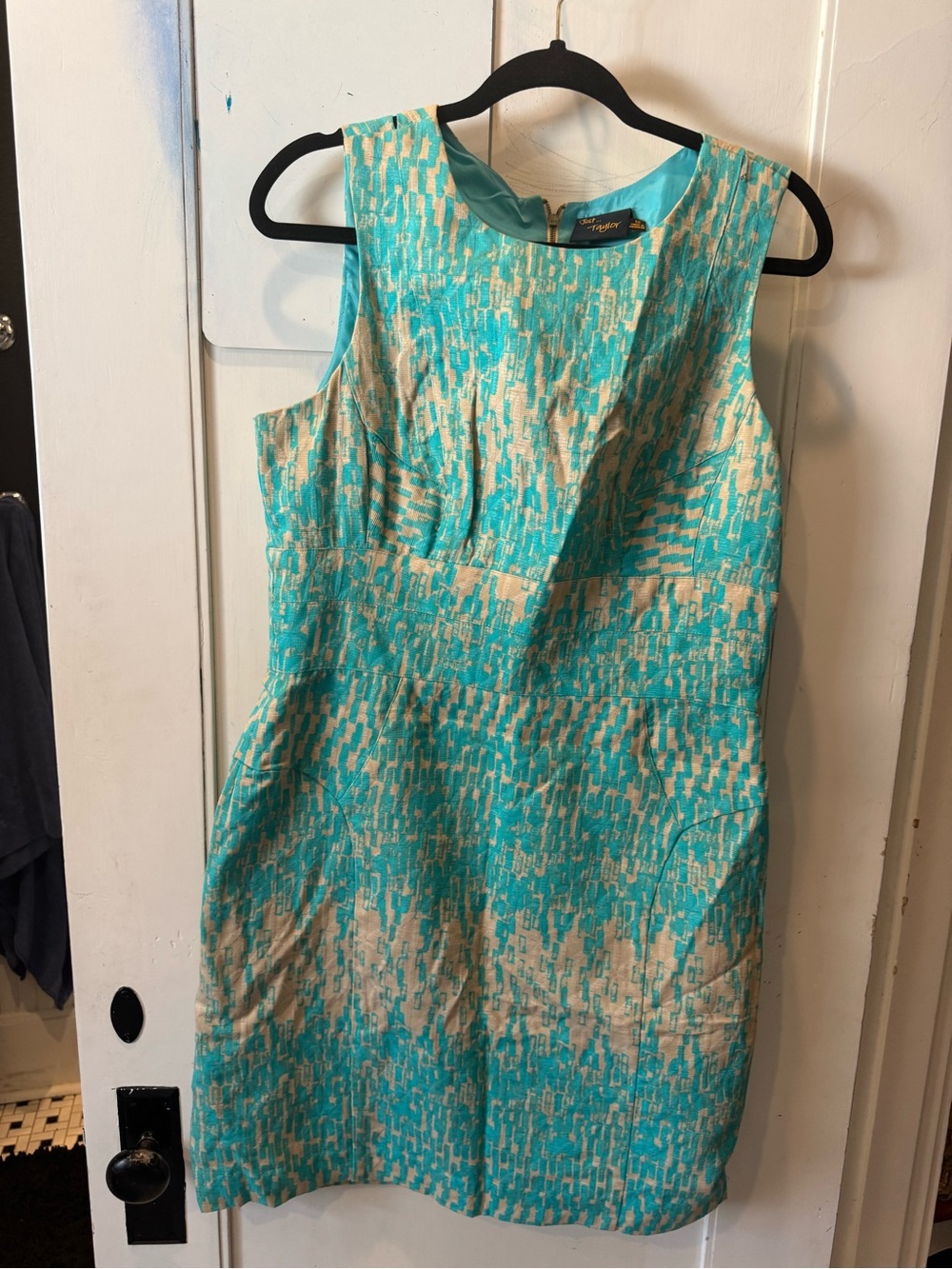 Cotton Adjustable Zipper Taylor Aqua and Cream Sleeveless Jacquard Shift Dress